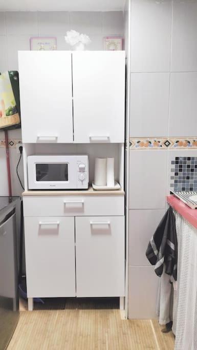 Bonito Apartamento De Dos Dormitorios En El Centro Y Calle San Miguel Torremolinos Eksteriør bilde
