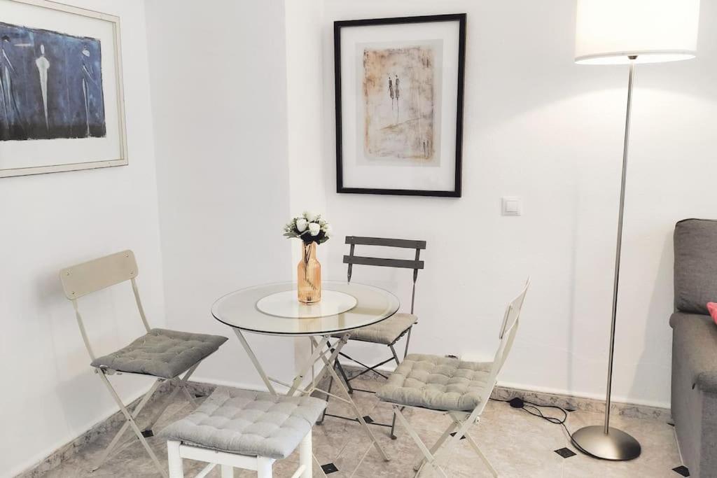 Bonito Apartamento De Dos Dormitorios En El Centro Y Calle San Miguel Torremolinos Eksteriør bilde