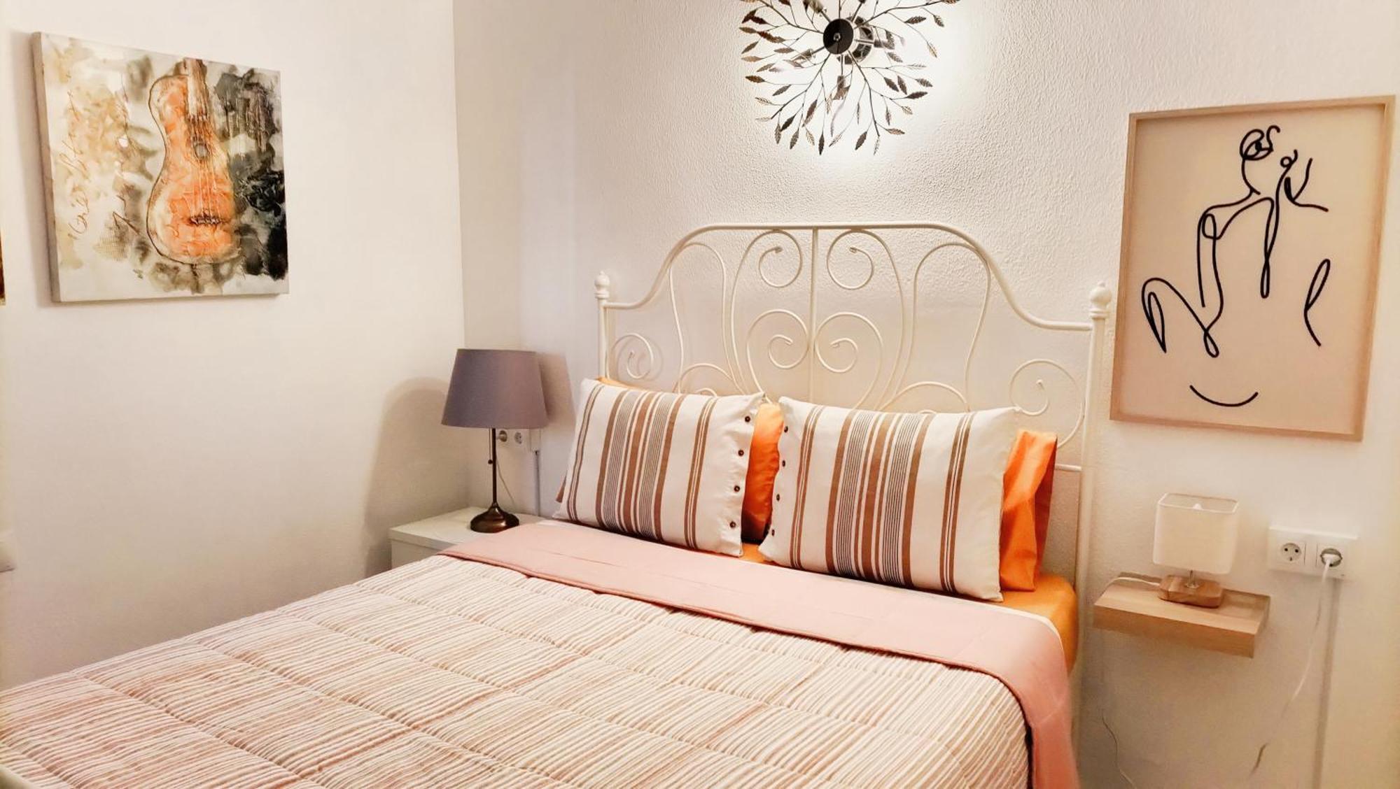 Bonito Apartamento De Dos Dormitorios En El Centro Y Calle San Miguel Torremolinos Eksteriør bilde